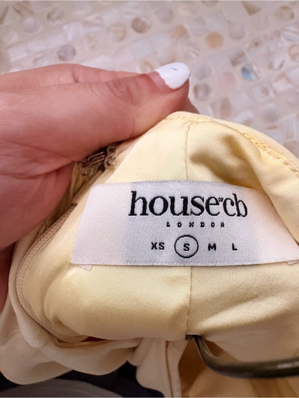 Elegant Yellow Halter Dress - Picture 6 of 11